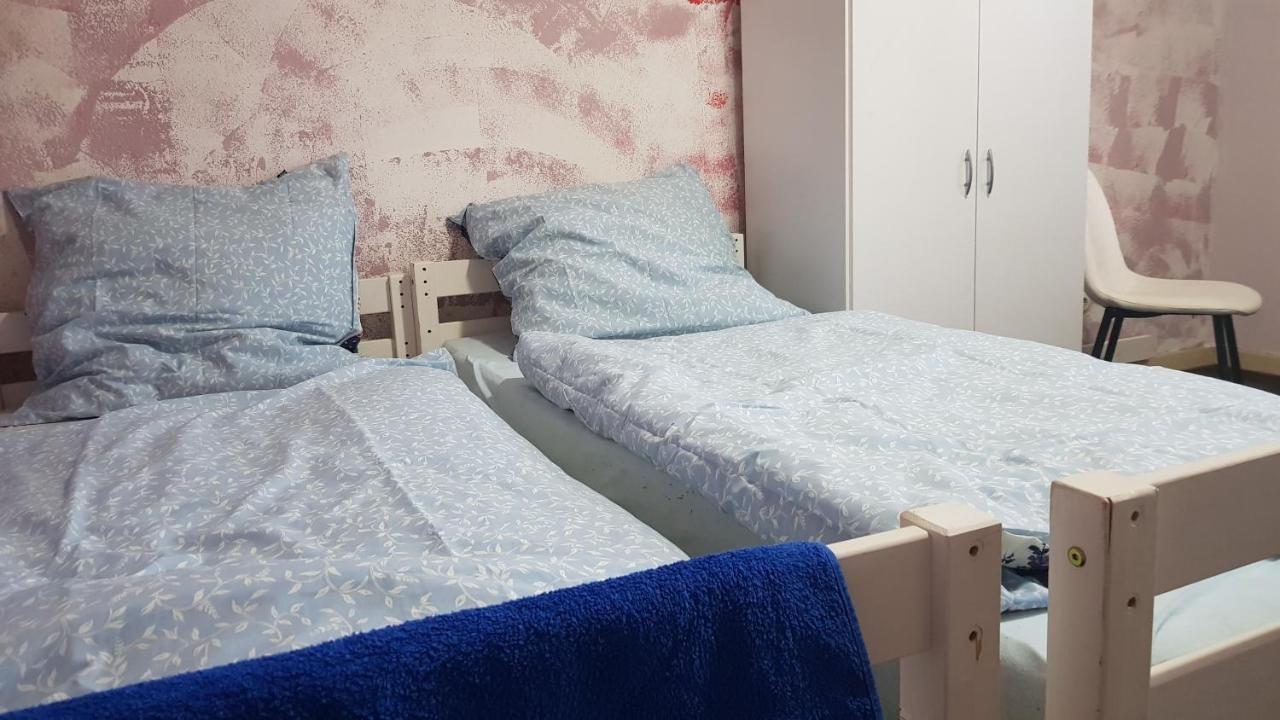 Handwerker Unterkunft Monteurzimmer Mit Gemeinschaftsbad In Brebach Saarbrücken Buitenkant foto