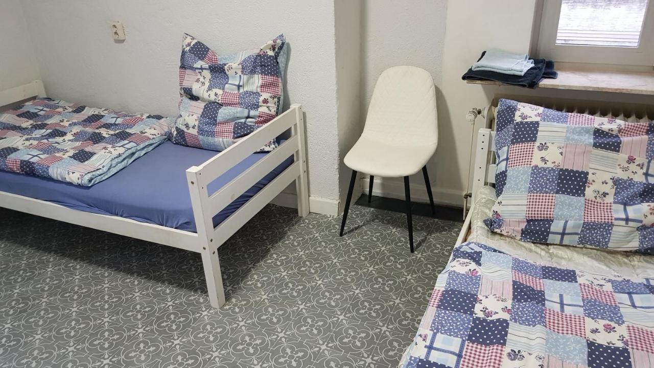 Handwerker Unterkunft Monteurzimmer Mit Gemeinschaftsbad In Brebach Saarbrücken Buitenkant foto